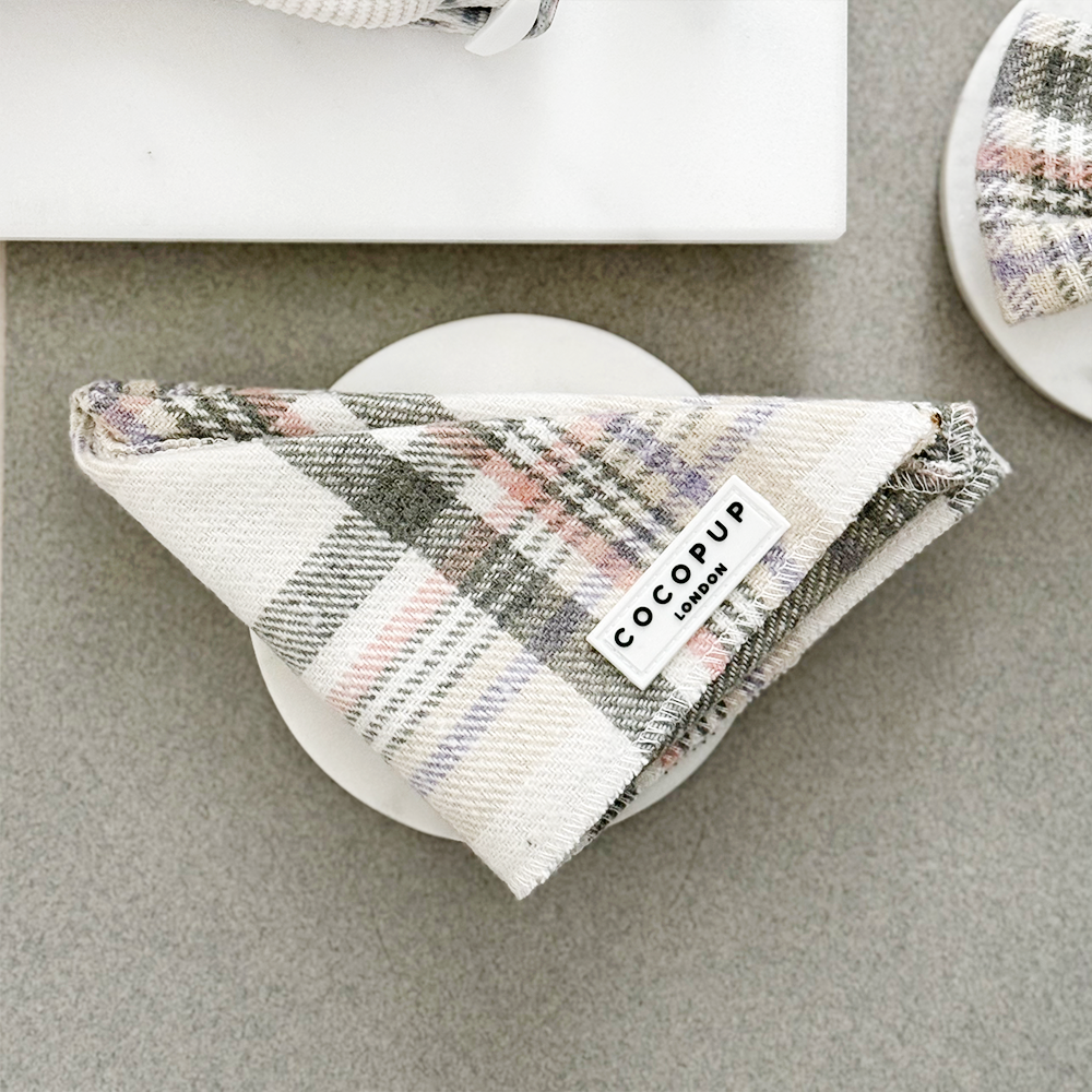 Bandana de primavera a cuadros